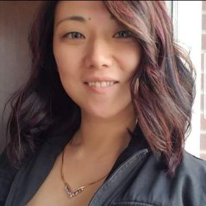 Meet your Posher, Becca